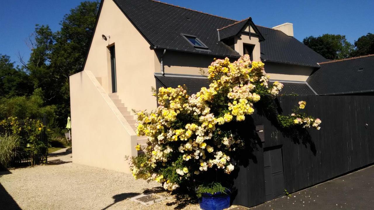 Les Muscaris Bed & Breakfast Le Minihic-sur-Rance Екстериор снимка
