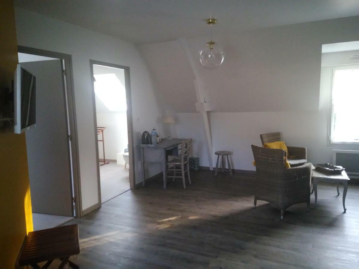 Les Muscaris Bed & Breakfast Le Minihic-sur-Rance Екстериор снимка